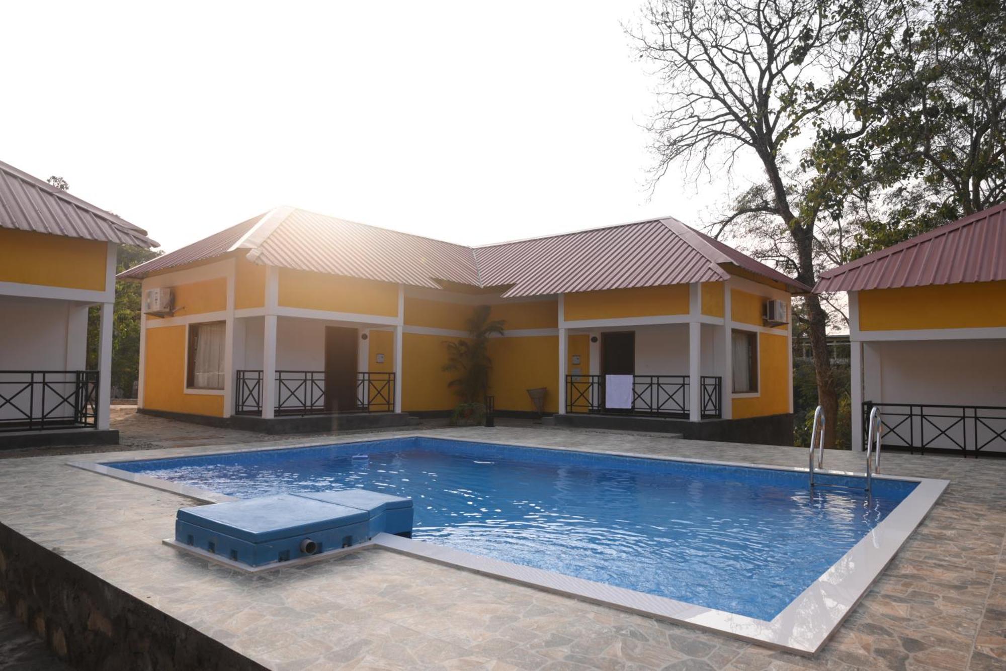 Landmark Woods Hotel Kaziranga Exterior photo